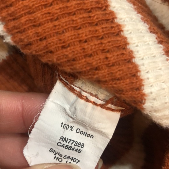 Orange and white waffle Long sleeve shirt - Picture 7 of 8